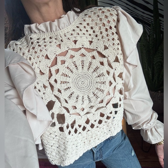 Tops - Cream Crochet Top with Ruffle Sleeves